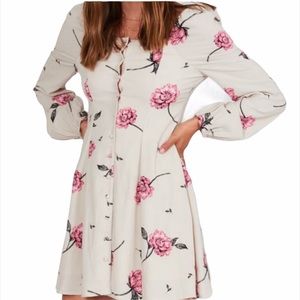 Amuse Society “Easy on the Eyes Floral”Dress Size X-Small